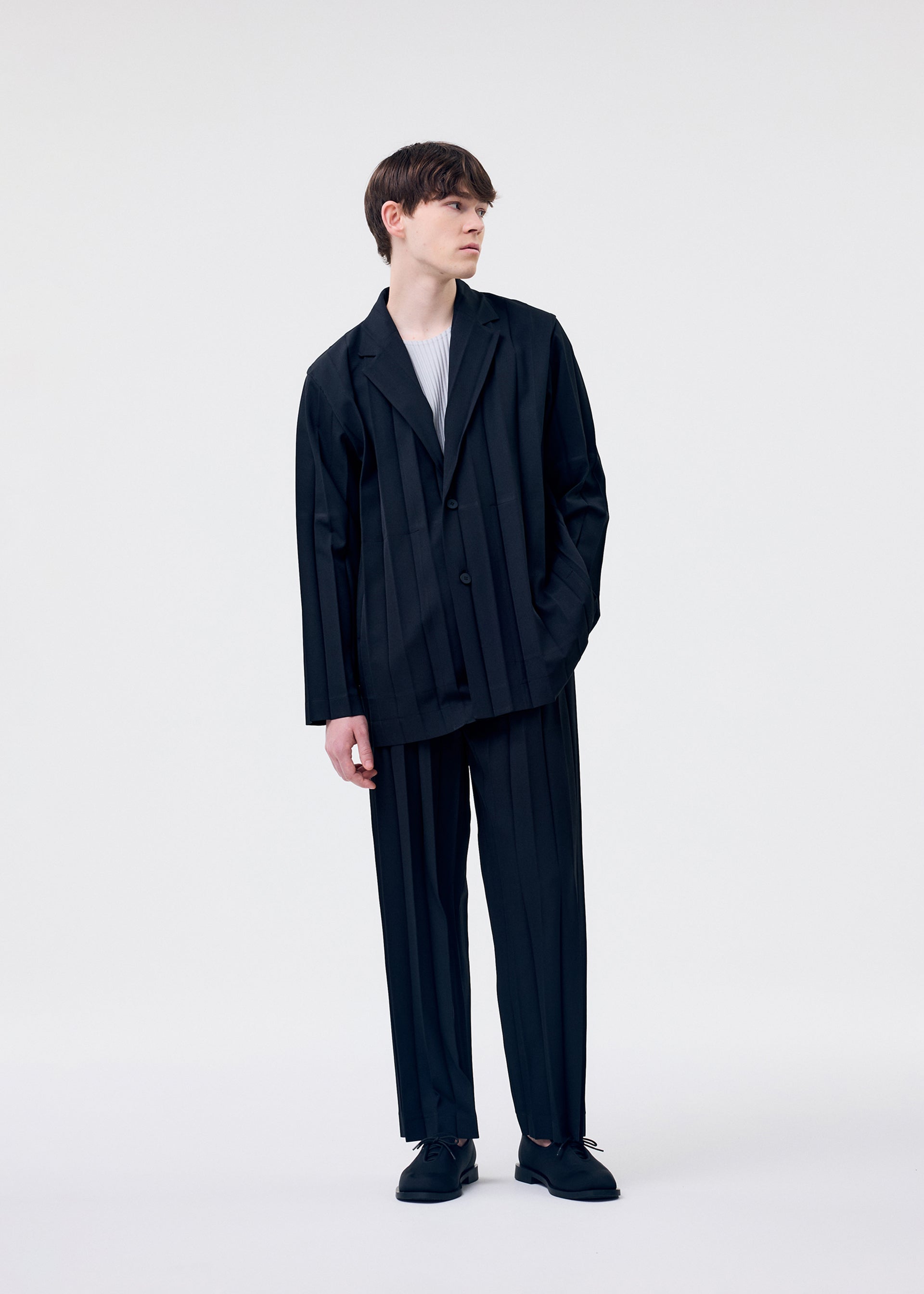 EDGE ENSEMBLE – ISSEY MIYAKE EU