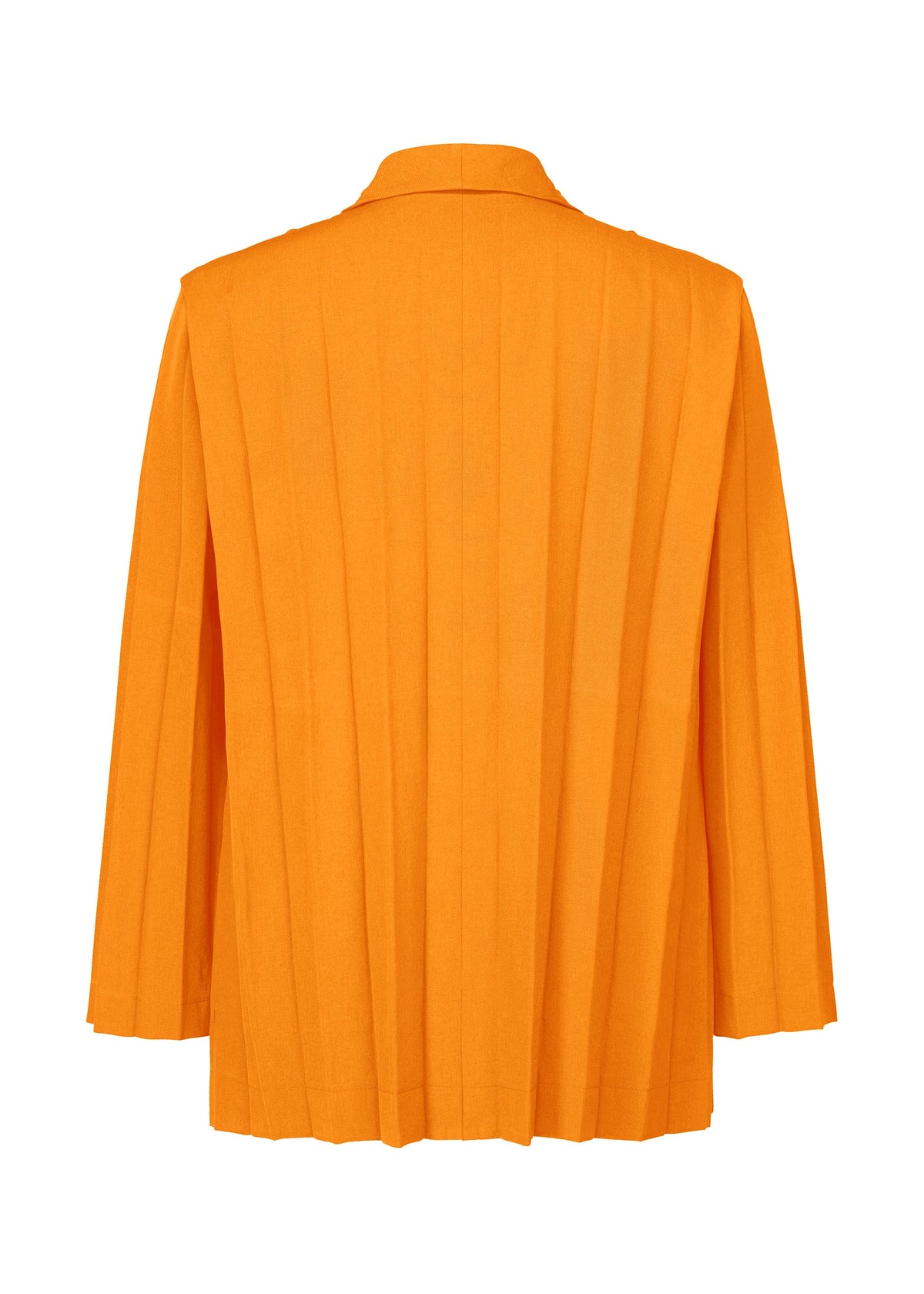 A detail shot of the HOMME PLISSE ISSEY MIYAKE EDGE ENSEMBLE prêt à porter.