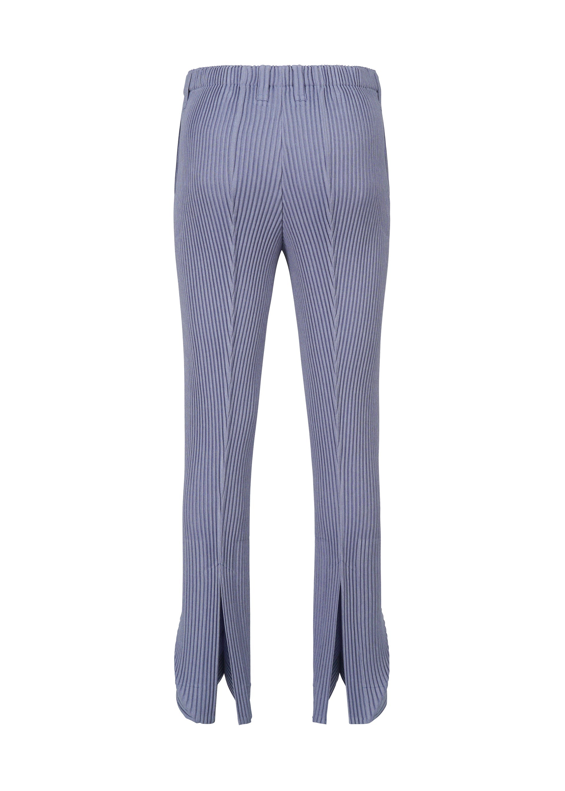 A detail shot of the Homme Plisse Issey Miyake LINEN LIKE pants.