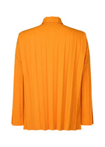 A detail shot of the HOMME PLISSE ISSEY MIYAKE EDGE ENSEMBLE prêt à porter.