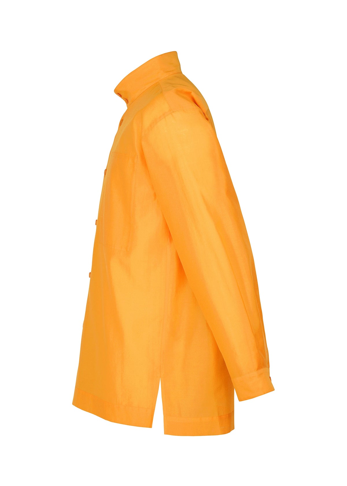 A detail shot of the HOMME PLISSE ISSEY MIYAKE CRYSTALLINE WOOL BLEND prêt à porter.