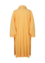 A detail shot of the Homme Plisse Issey Miyake WEAR OR WRAP prêt à porter.