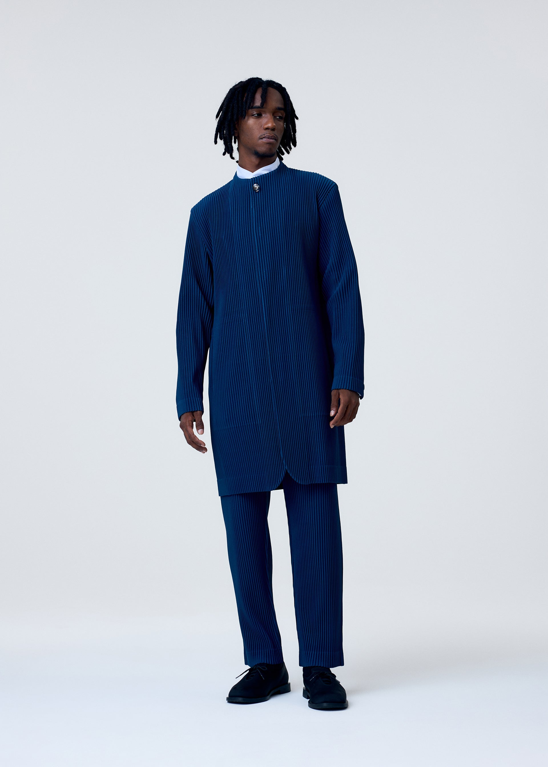 TAILORED PLEATS 1 Jacket Manarola Boat Navy – ISSEY MIYAKE EU