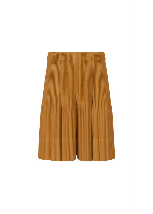 A product shot of the HOMME PLISSÉ ISSEY MIYAKE MONTHLY COLORS : JUNE trousers in venice boat brown.