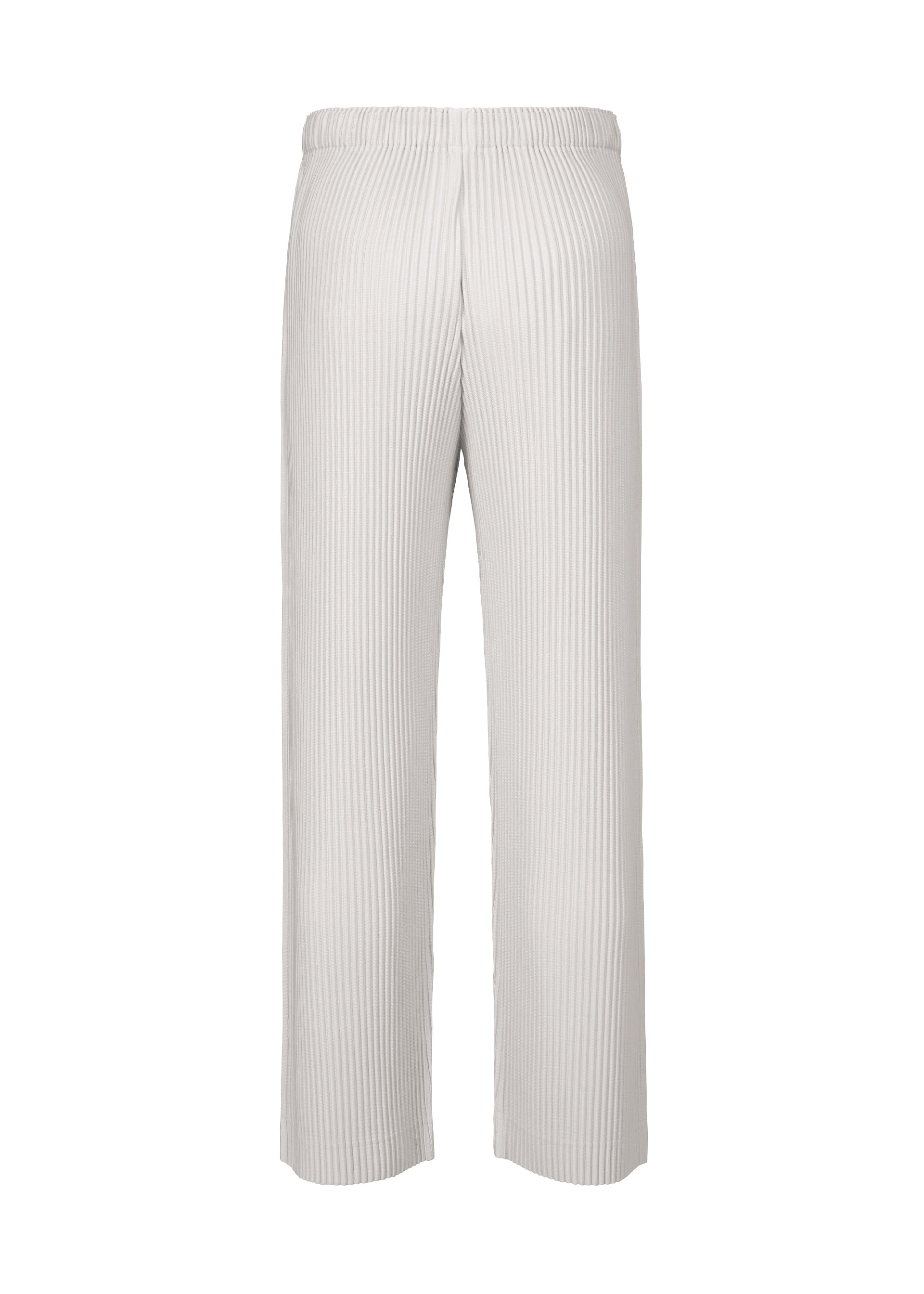 A detail shot of the HOMME PLISSE ISSEY MIYAKE COLOR PLEATS 1 prêt à porter.