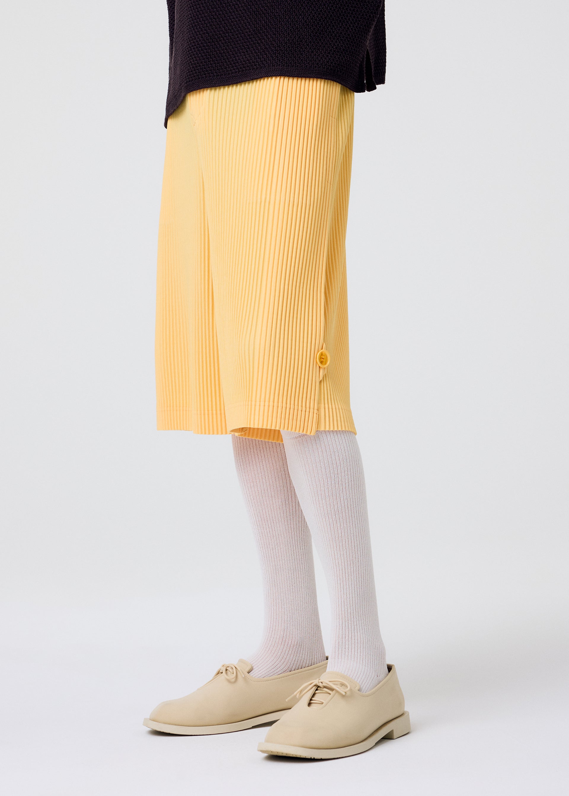 パンツ ORIMI WRAP SHORT SLACKS SIZE1 WEAR OR WRAP Trousers Eggplant Black – ISSEY MIYAKE EU