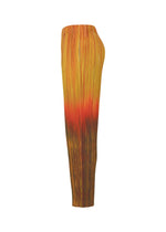 A detail shot of the Homme Plisse Issey Miyake PAINT BRUSH CLOSE UP prêt à porter.