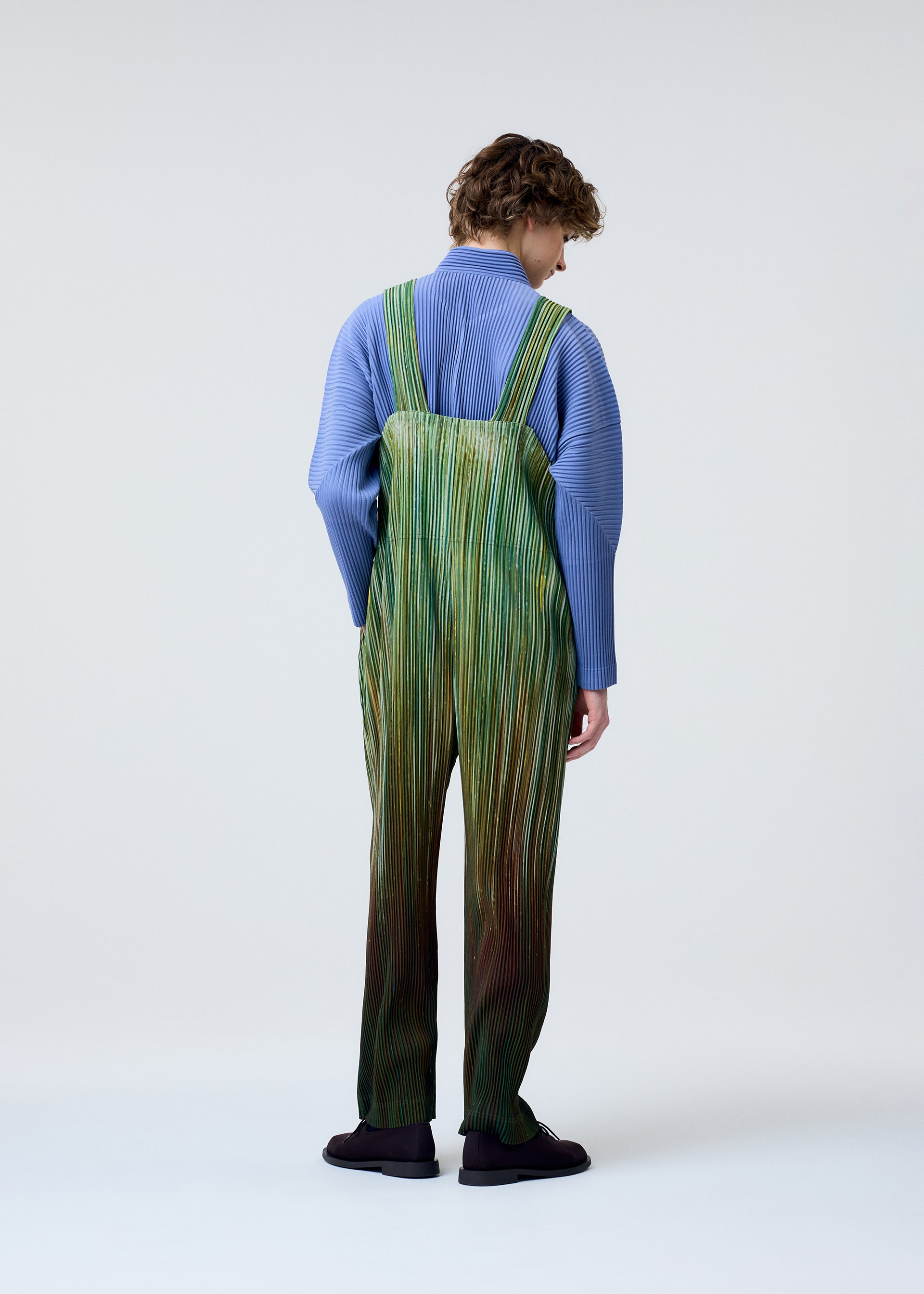 PAINT BRUSH CLOSE-UP Jumpsuit Orange – ISSEY MIYAKE EU