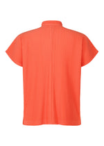 A detail shot of the Homme Plisse Issey Miyake MONTHLY COLORS   APRIL shirt.