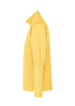 A detail shot of the Homme Plisse Issey Miyake MONTHLY COLORS MARCH prêt à porter.