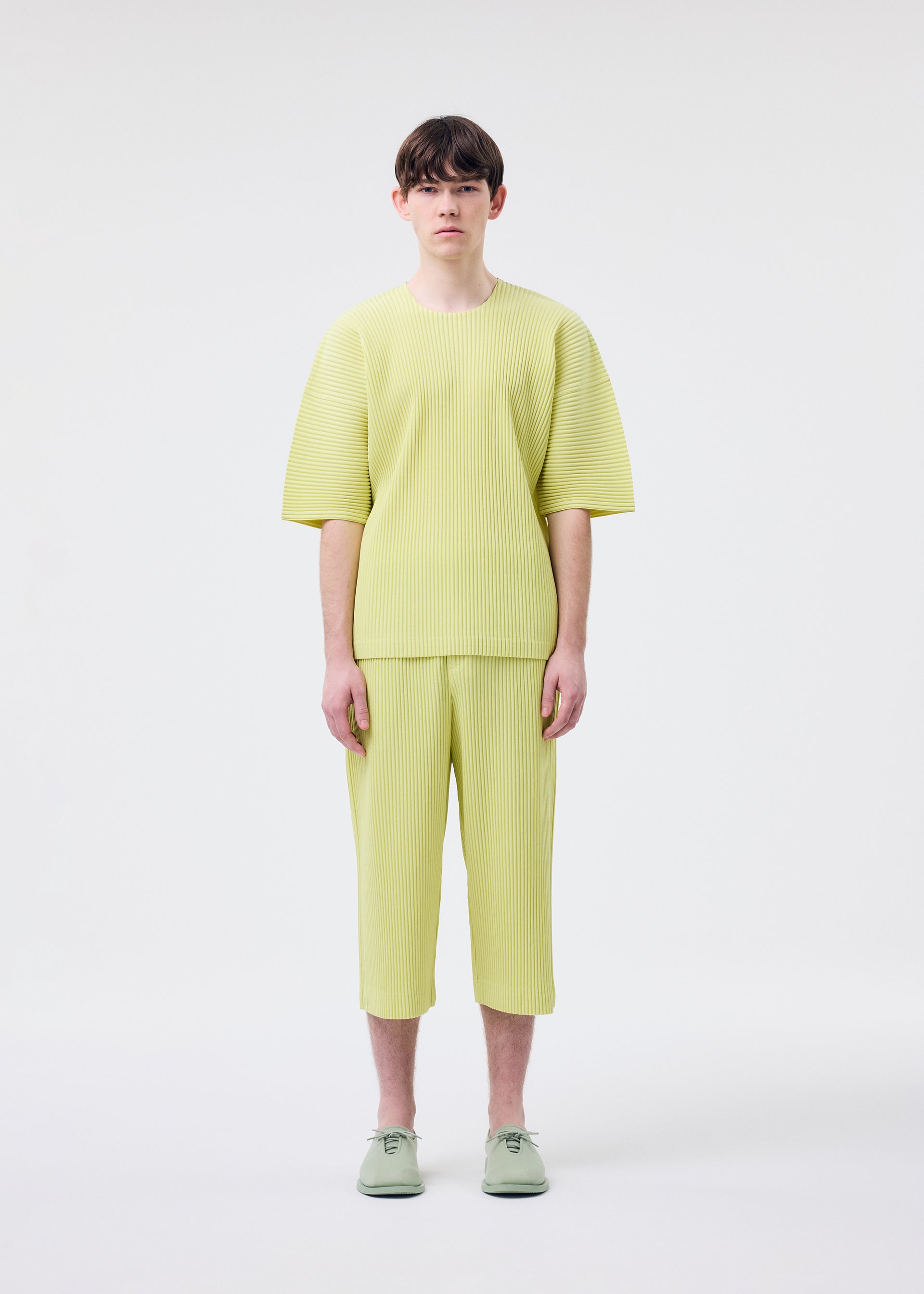 HOMME PLISSÉ ISSEY MIYAKE – ISSEY MIYAKE EU