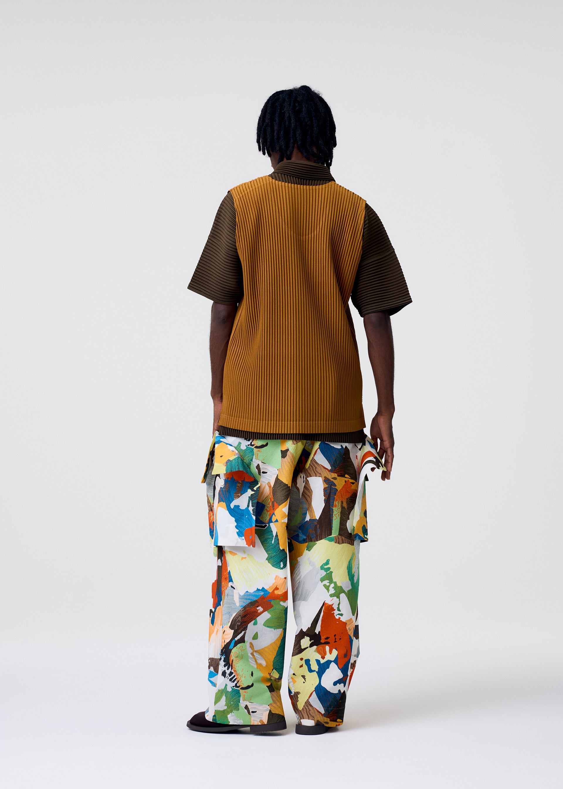 MONTHLY COLORS JUNE T-shirt Genova Metal Ochre – ISSEY MIYAKE EU