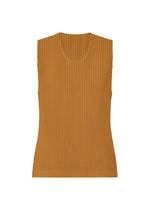 A product shot of the HOMME PLISSÉ ISSEY MIYAKE MONTHLY COLORS : JUNE t-shirt in venice boat brown.