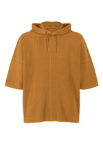 A product shot of the HOMME PLISSÉ ISSEY MIYAKE MONTHLY COLORS : JUNE t-shirt in venice boat brown.