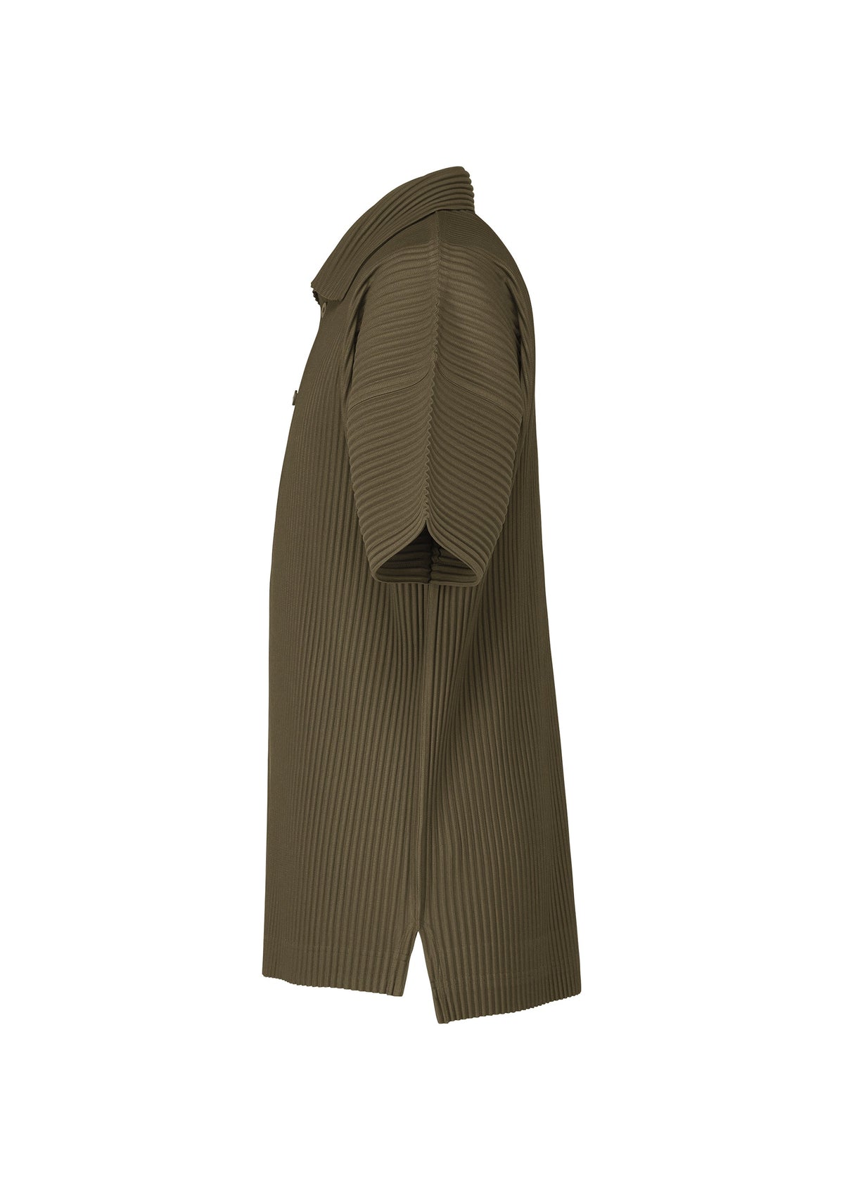 A detail shot of the HOMME PLISSÉ ISSEY MIYAKE MONTHLY COLORS : JUNE polo shirt.