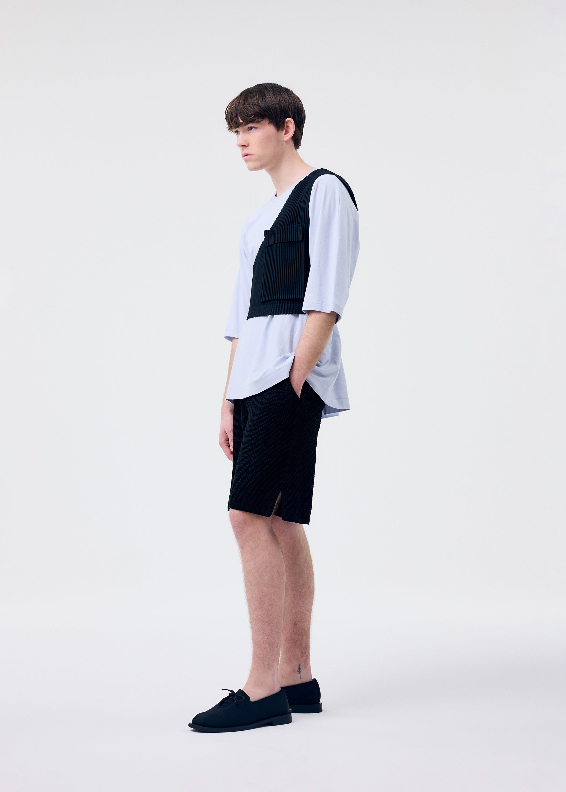ISSEY MIYAKE 黒 ニットショートパンツ RUSTIC KNIT Trousers Black – ISSEY MIYAKE EU