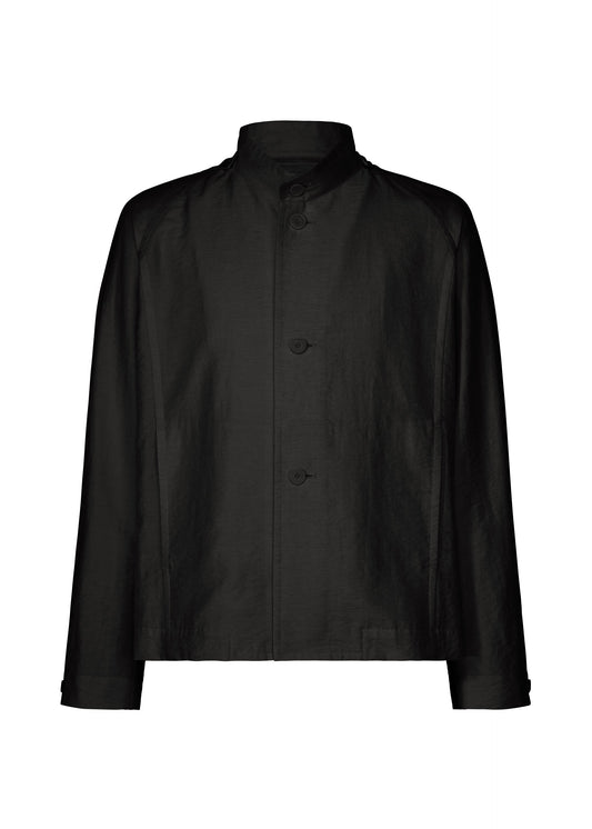 A product shot of the HOMME PLISSÉ ISSEY MIYAKE OPACITY blouson in black.