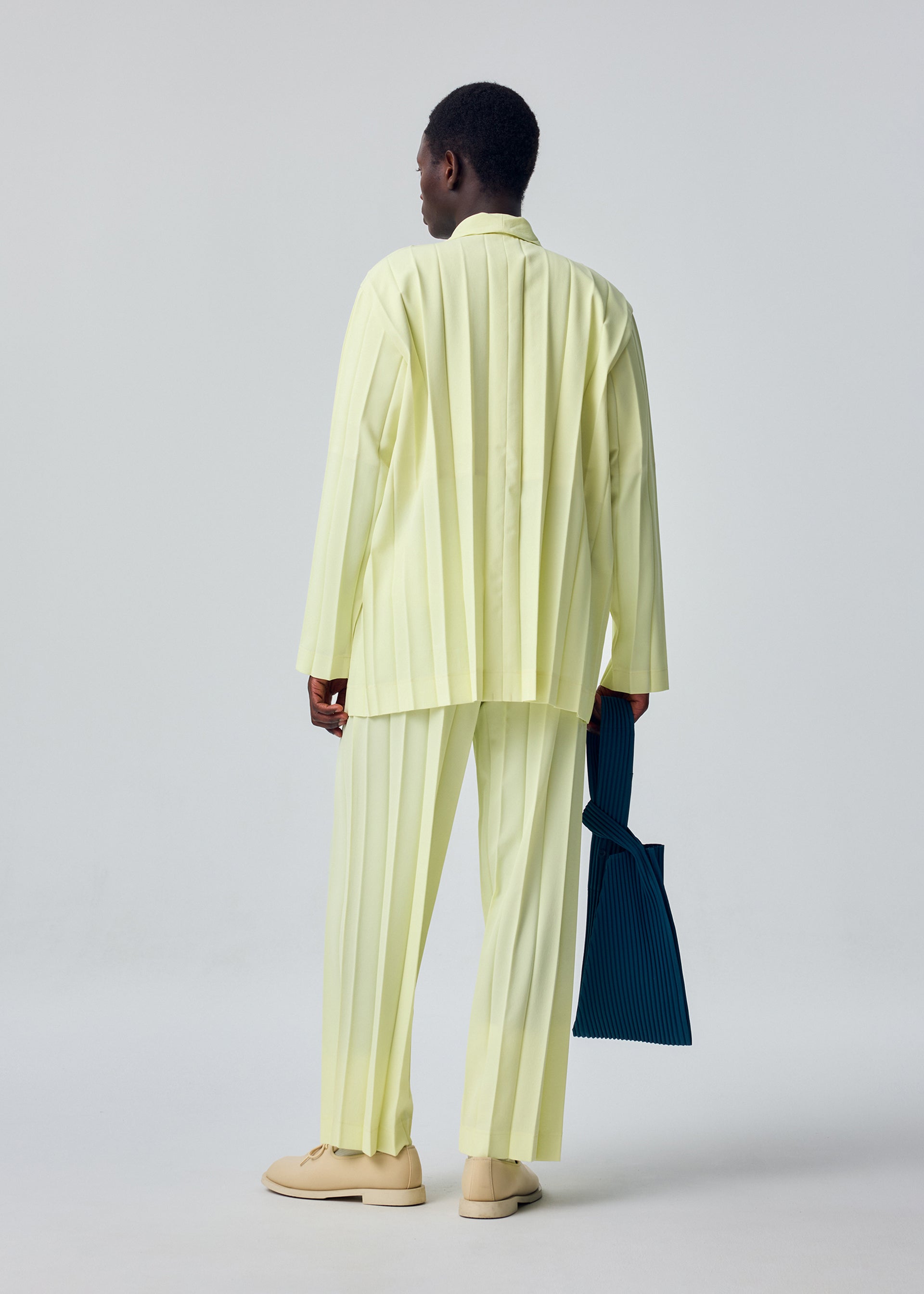 EDGE ENSEMBLE Jacket Dark Green – ISSEY MIYAKE EU