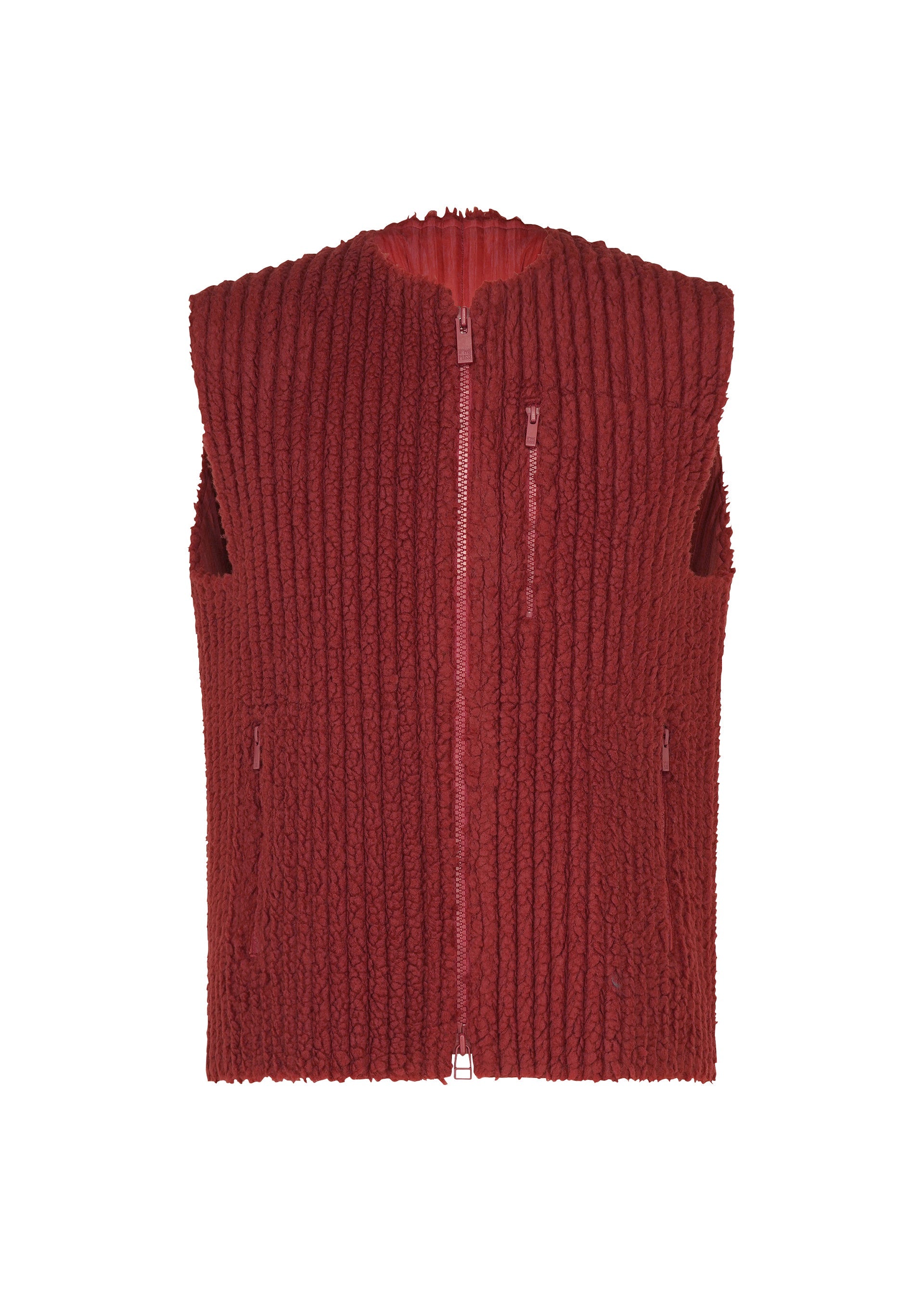 ALL VESTS – ISSEY MIYAKE EU