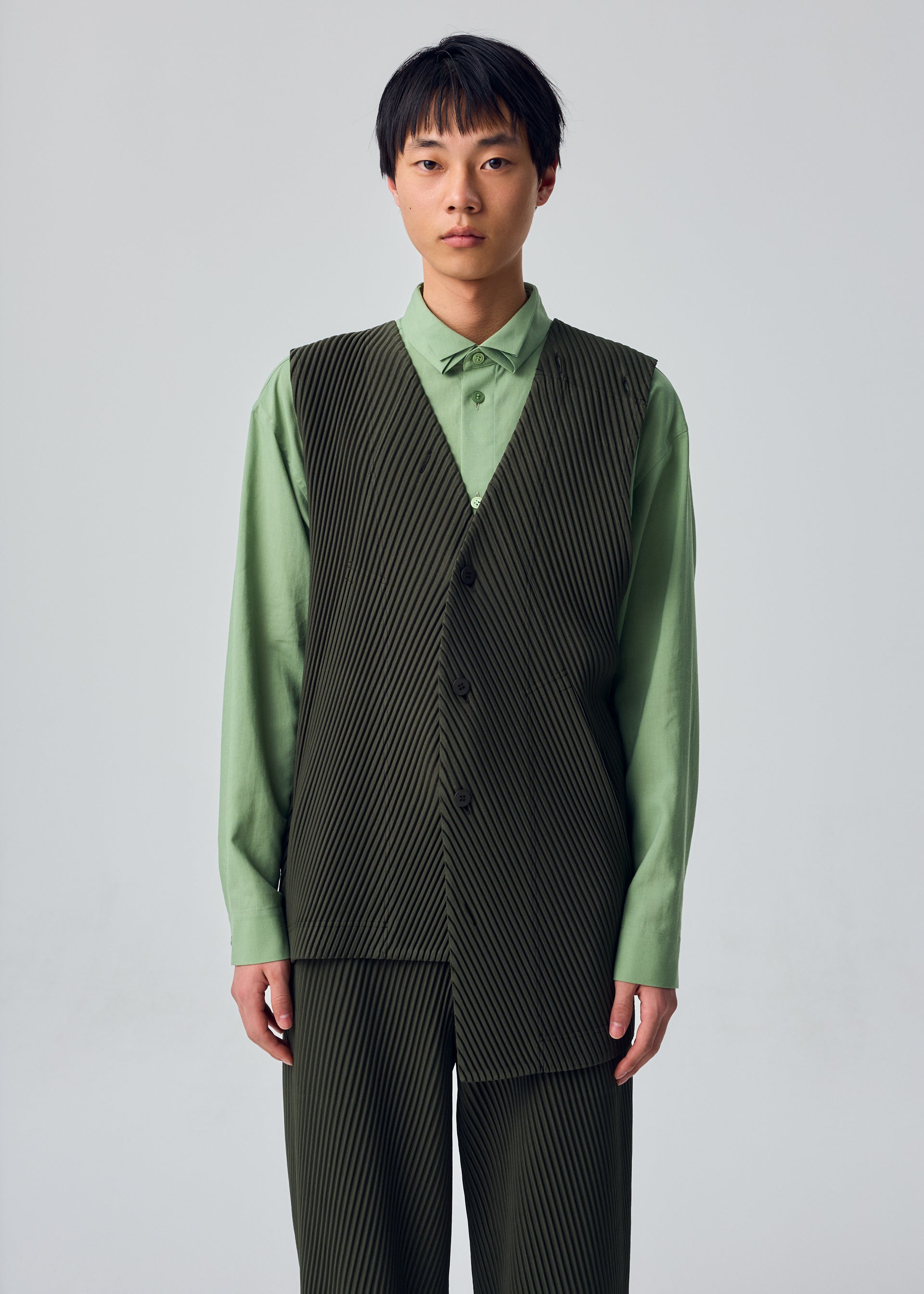 SLASH Vest Black – ISSEY MIYAKE EU
