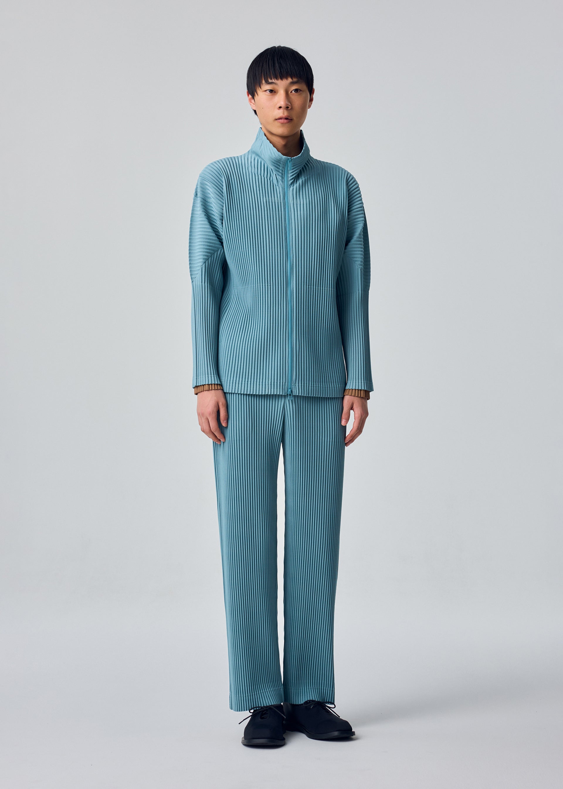 COLOR PLEATS 2 Trousers Flash Grey – ISSEY MIYAKE EU