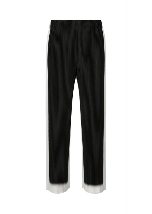 A product shot of the HOMME PLISSÉ ISSEY MIYAKE FRAMEWORK : CHUSEN trousers in black.