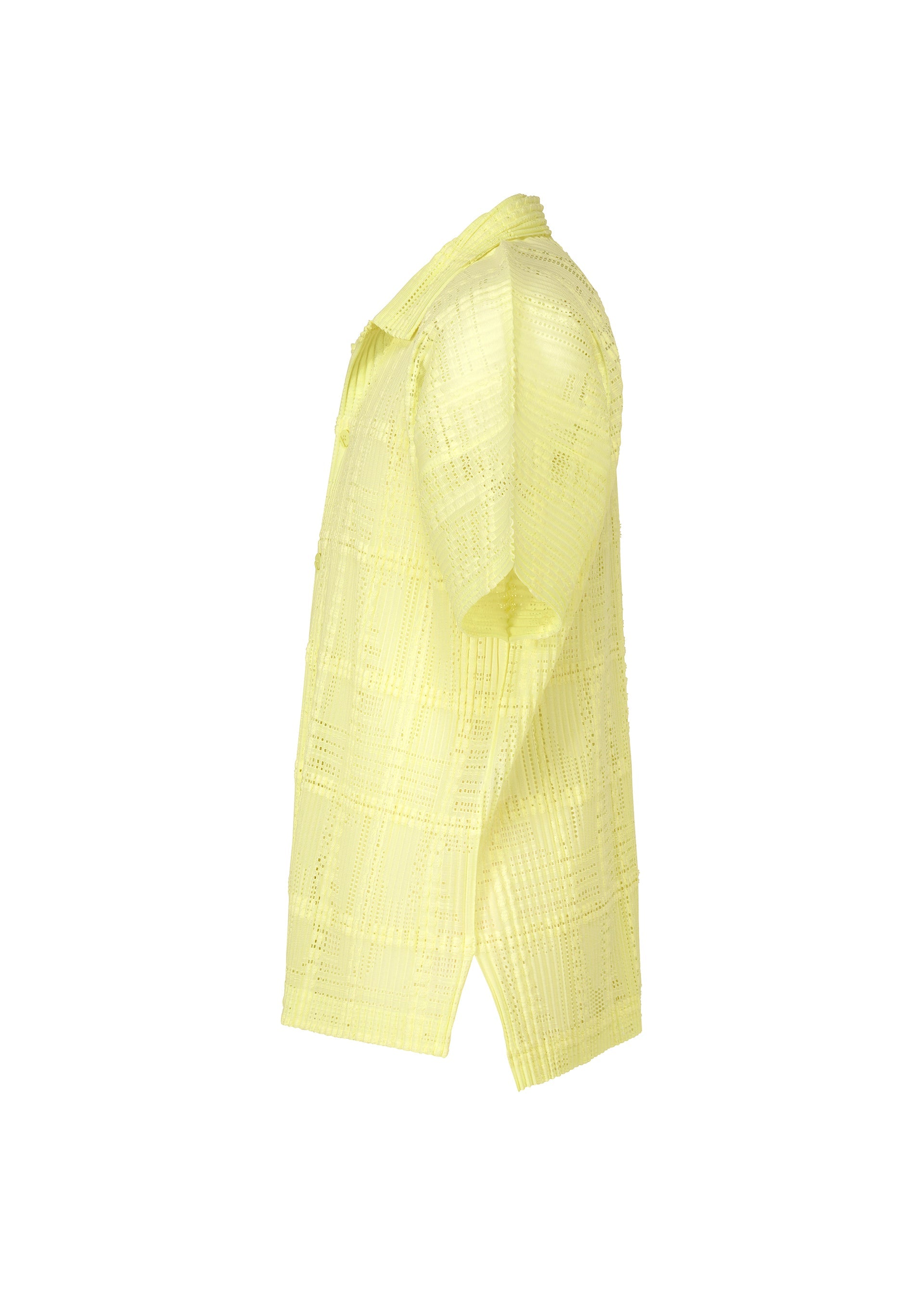 A detail shot of the HOMME PLISSÉ ISSEY MIYAKE LACE GRID PLEATS shirt.