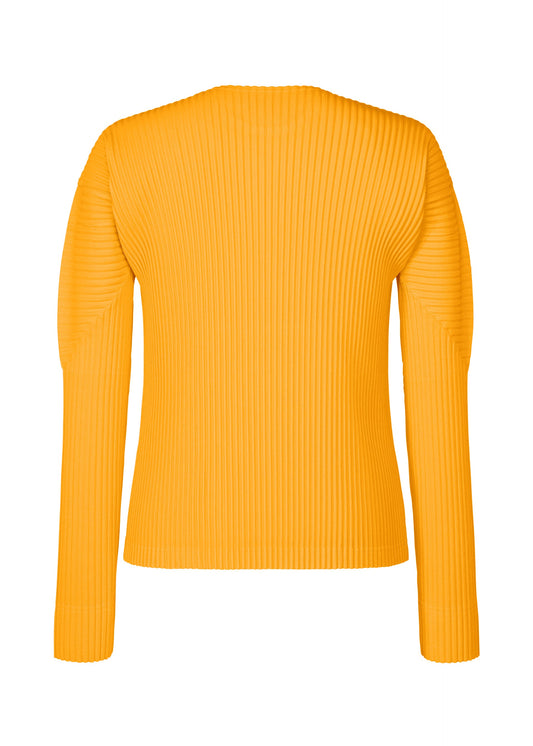 A detail shot of the HOMME PLISSÉ ISSEY MIYAKE COLOR PLEATS 1 shirt.