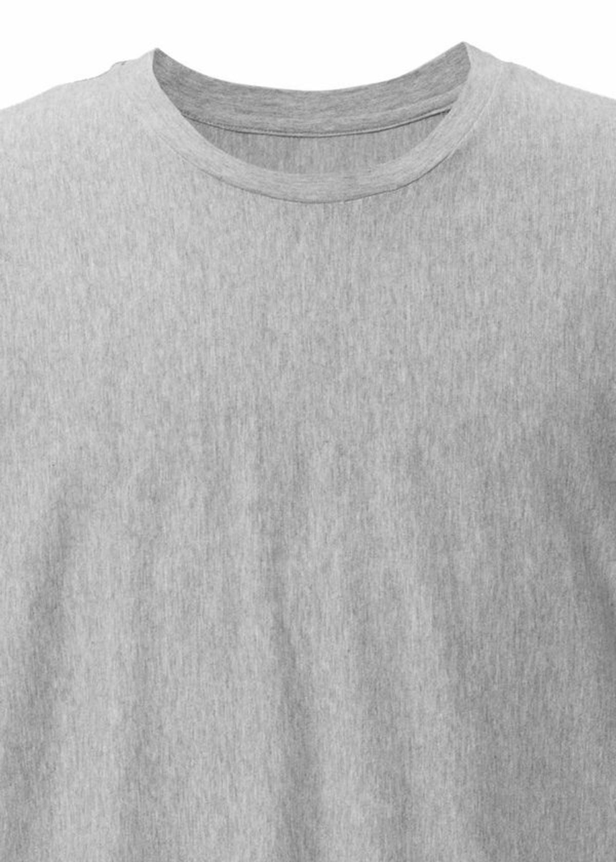 A detail shot of the HOMME PLISSÉ ISSEY MIYAKE RELEASE-T BASIC t-shirt.
