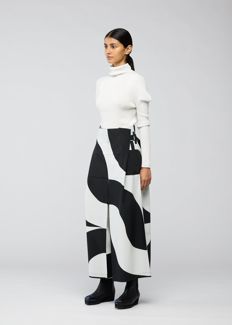 CIRCULAR TILES Trousers Black