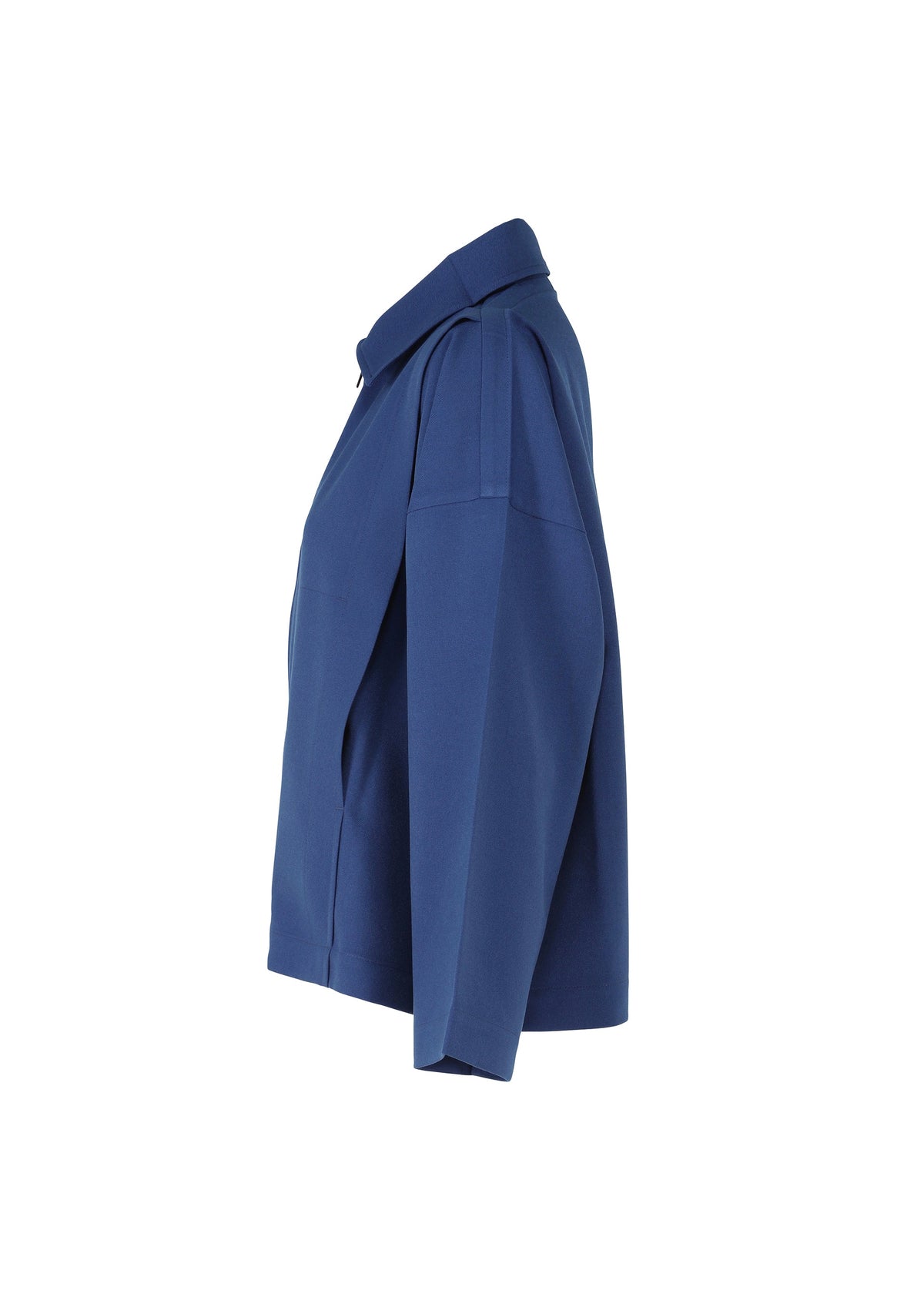 A detail shot of the 132 5. Issey Miyake WOOL LIKE FLAT TUCK jacket.