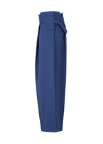 A detail shot of the 132 5. Issey Miyake WOOL LIKE FLAT TUCK prêt à porter.