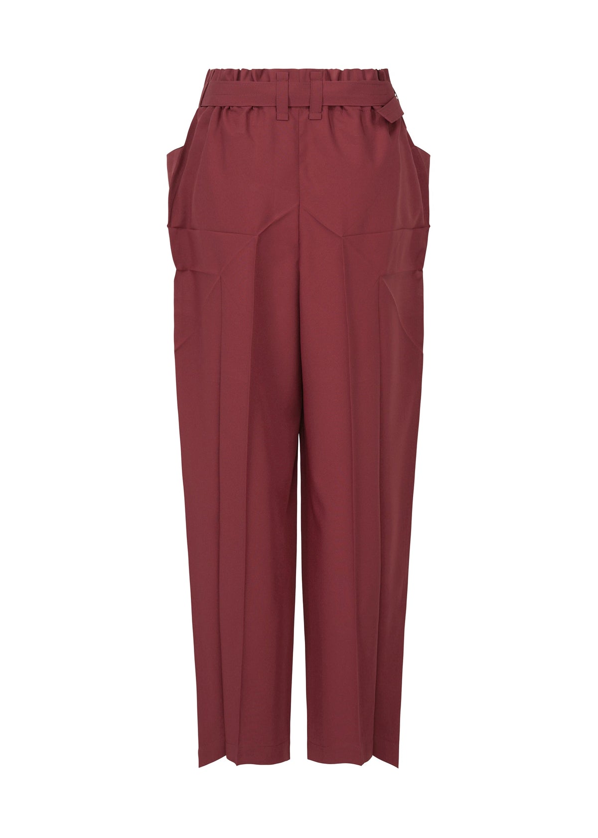 A detail shot of the 132 5. Issey Miyake EDGE BOTTOMS prêt à porter.