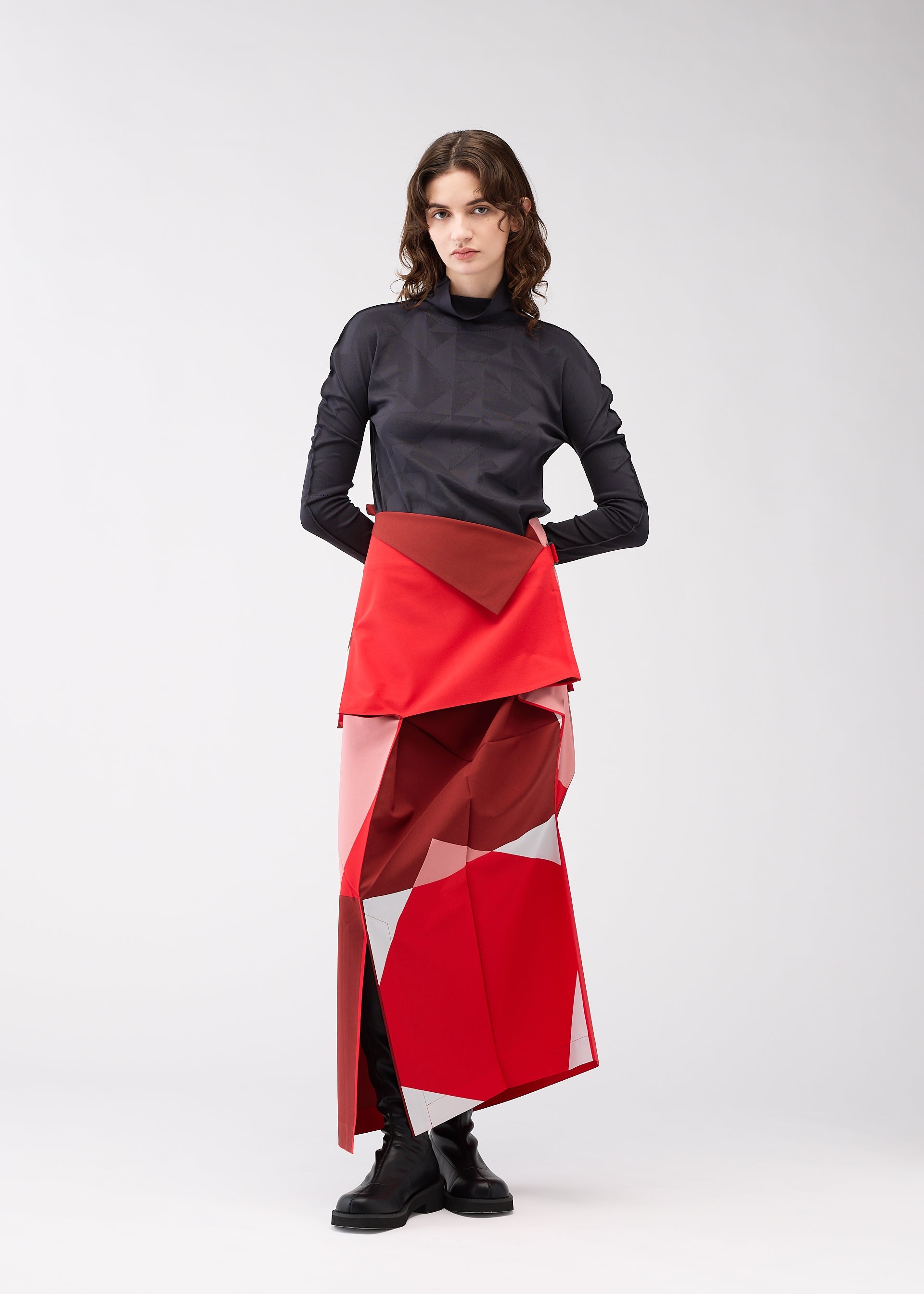 POSITIONS Skirt Red – ISSEY MIYAKE EU