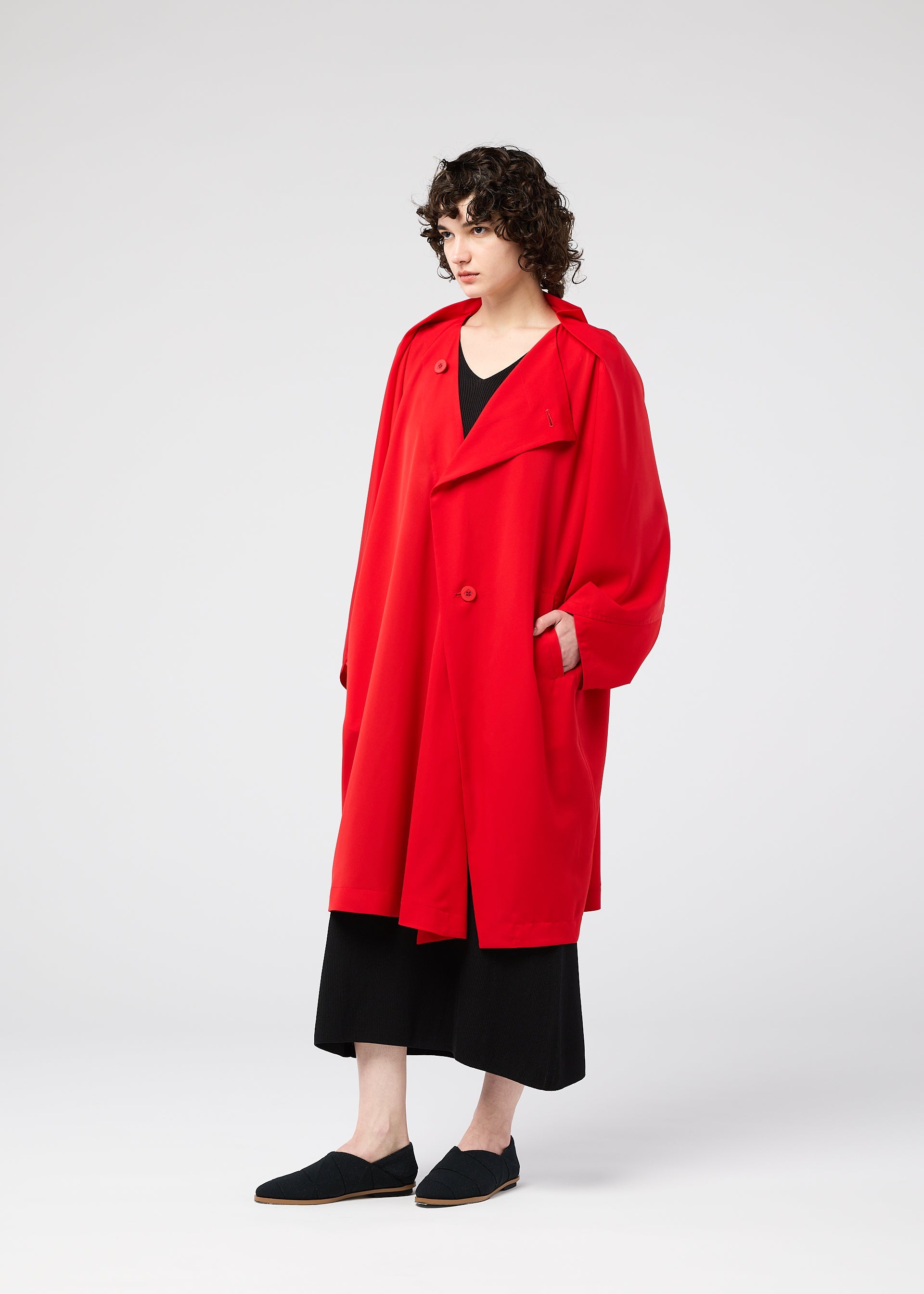 PARALLEL WRAP Coat Brown – ISSEY MIYAKE EU