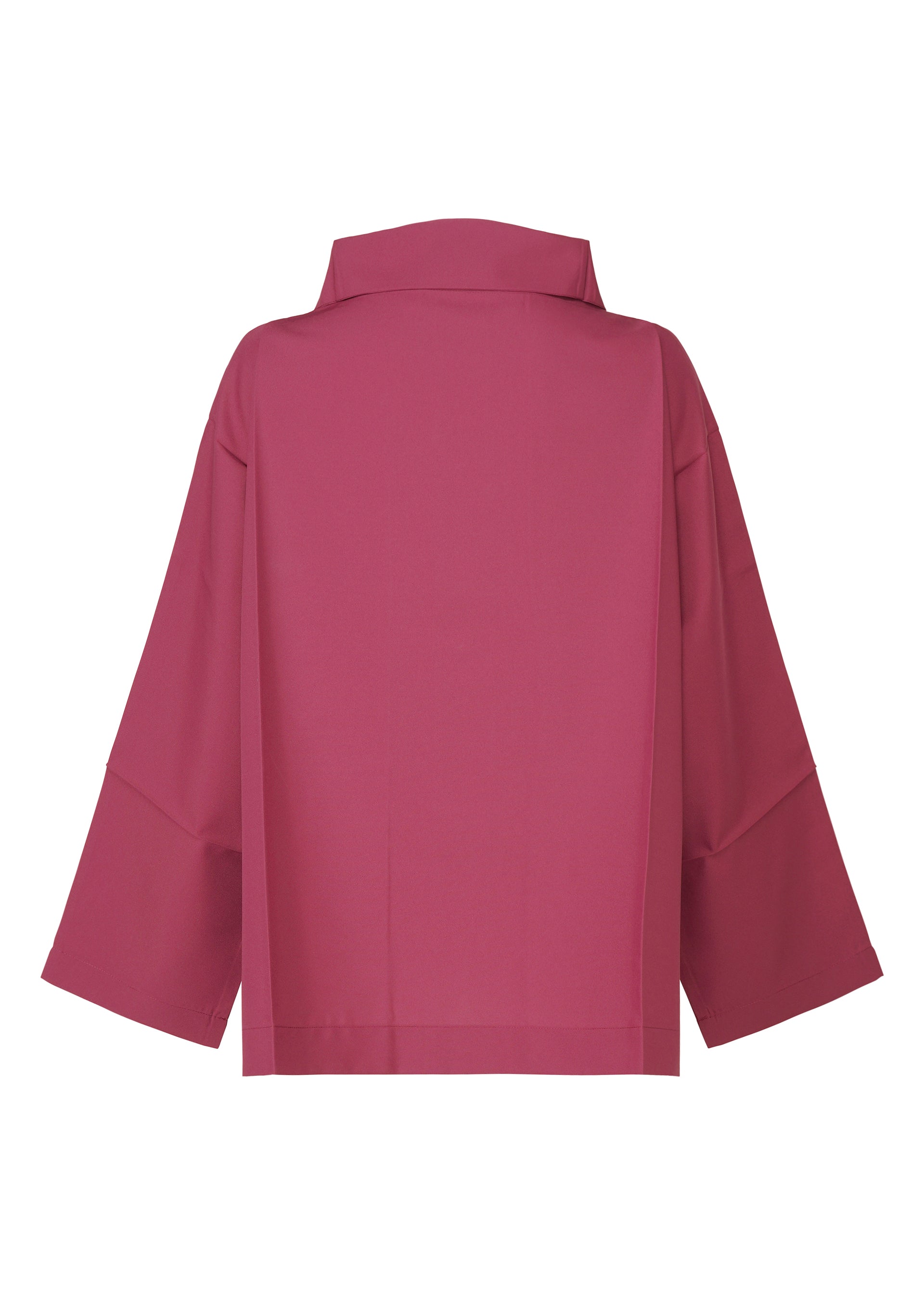 A detail shot of the 132 5 ISSEY MIYAKE 132 5. FLAT 1 prêt à porter.