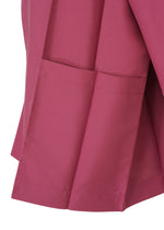 A detail shot of the 132 5 ISSEY MIYAKE 132 5. FLAT 1 prêt à porter.