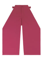 A detail shot of the 132 5 ISSEY MIYAKE VERTEX BOTTOMS prêt à porter.