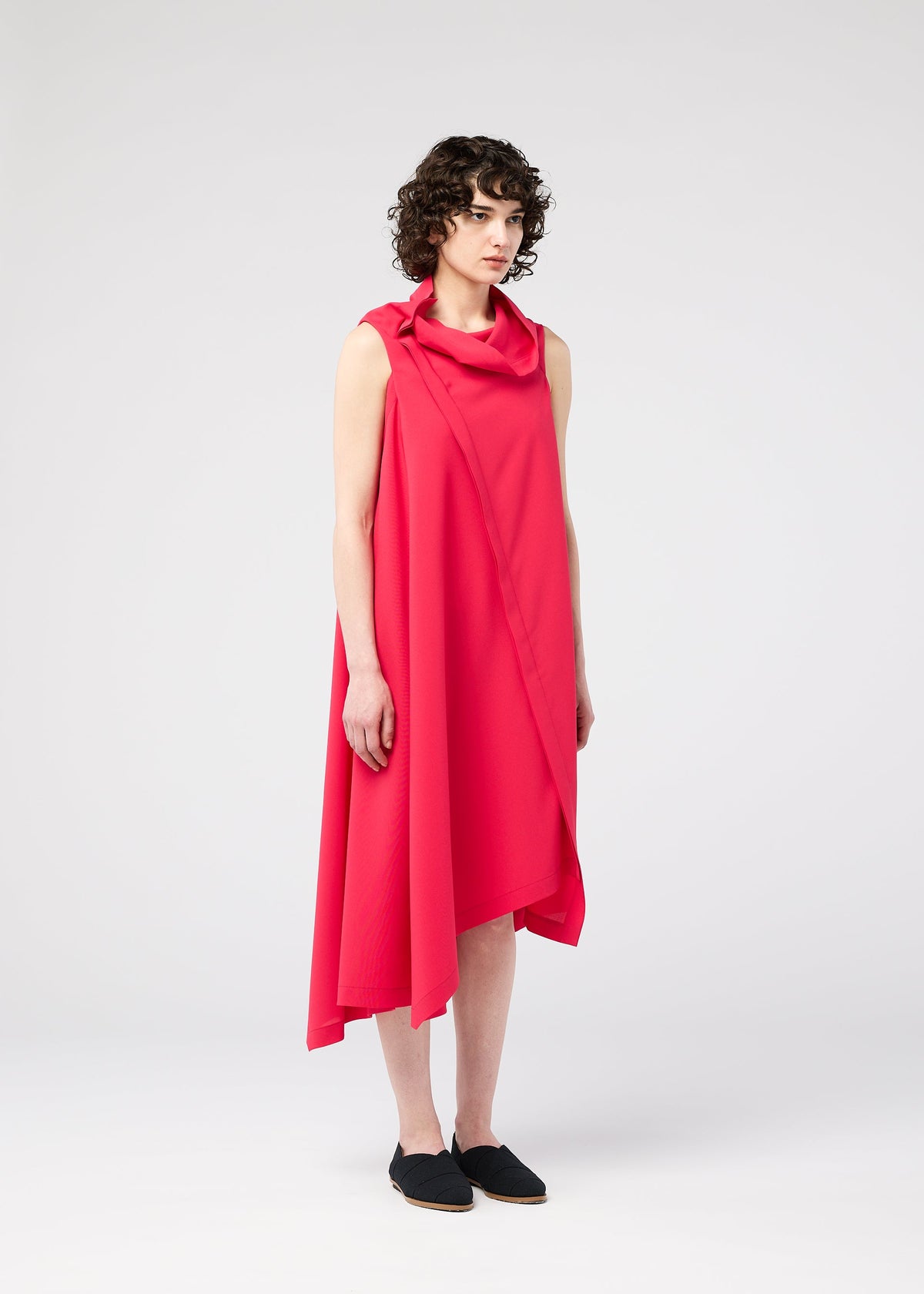 A model wears the 132 5. Issey Miyake SEAMLESS dress.