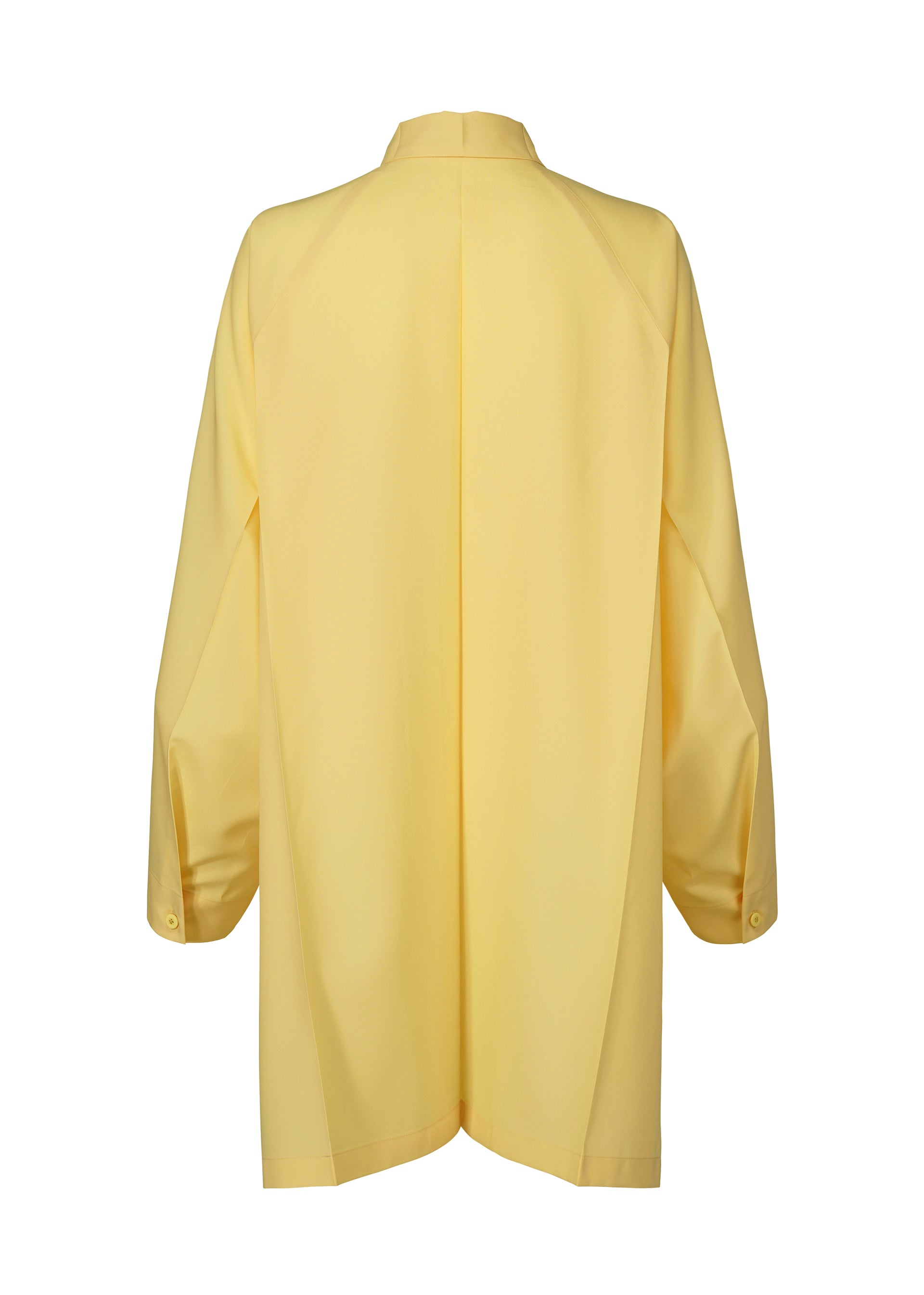 A detail shot of the 132 5 ISSEY MIYAKE FOLD SHIRT prêt à porter.