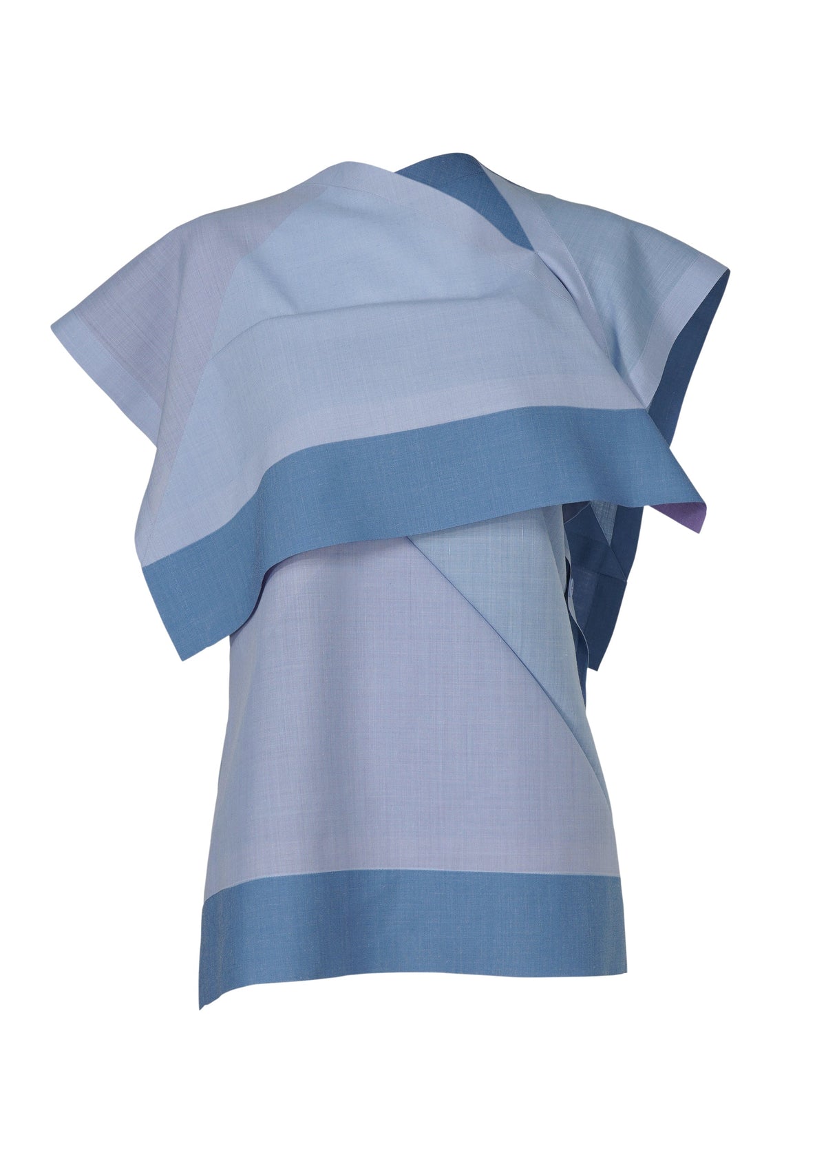A product shot of the 132 5. Issey Miyake FOLD RAMIE PRINT shirt in .