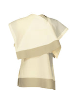 A detail shot of the 132 5. Issey Miyake FOLD RAMIE PRINT shirt.