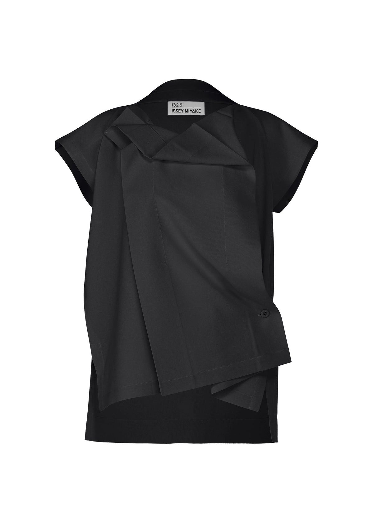 A product shot of the 132 5. ISSEY MIYAKE FLAT TUCK T shirt in black.