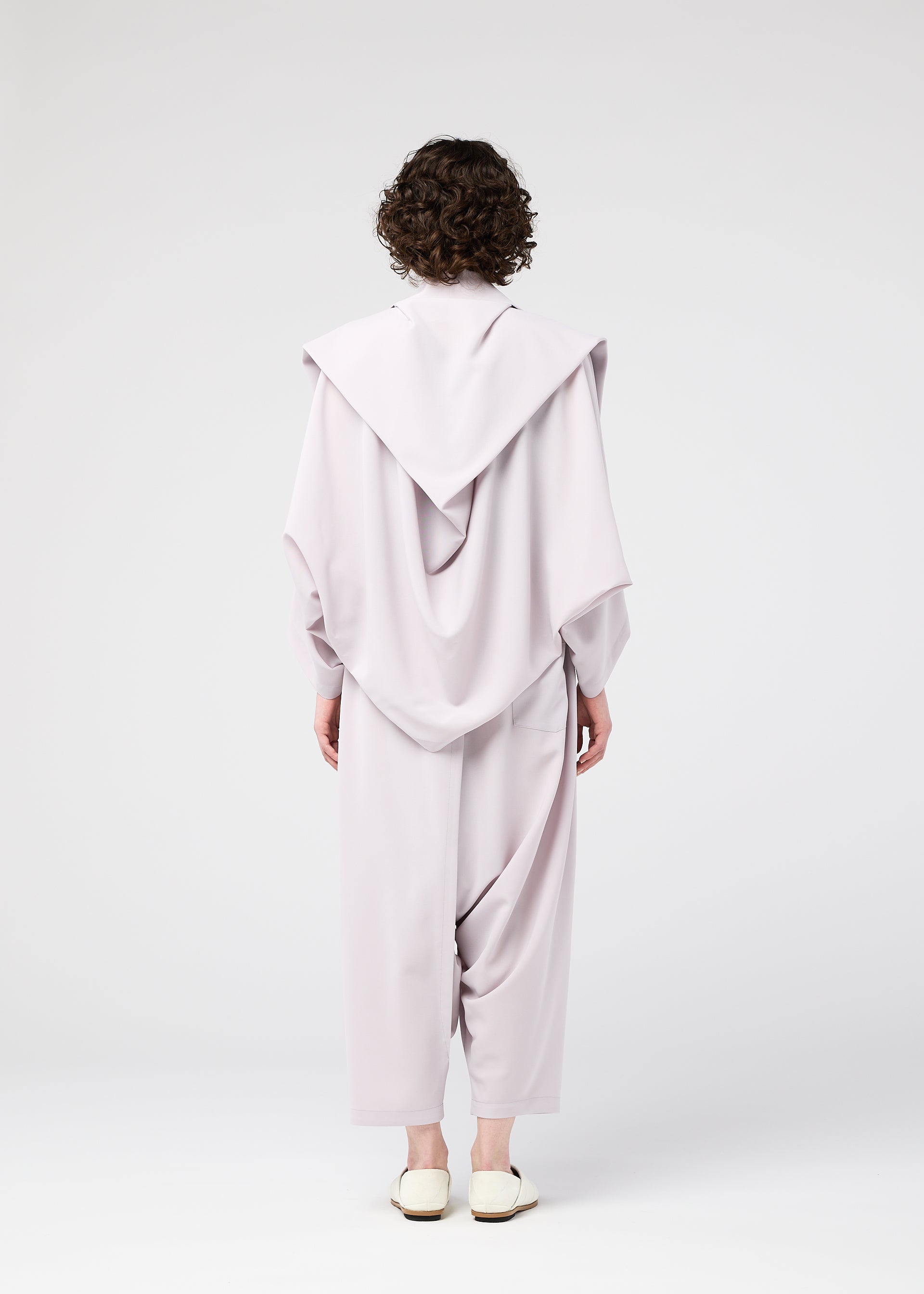 SEAMLESS Relaxed Cardigan Misty Rose – ISSEY MIYAKE EU