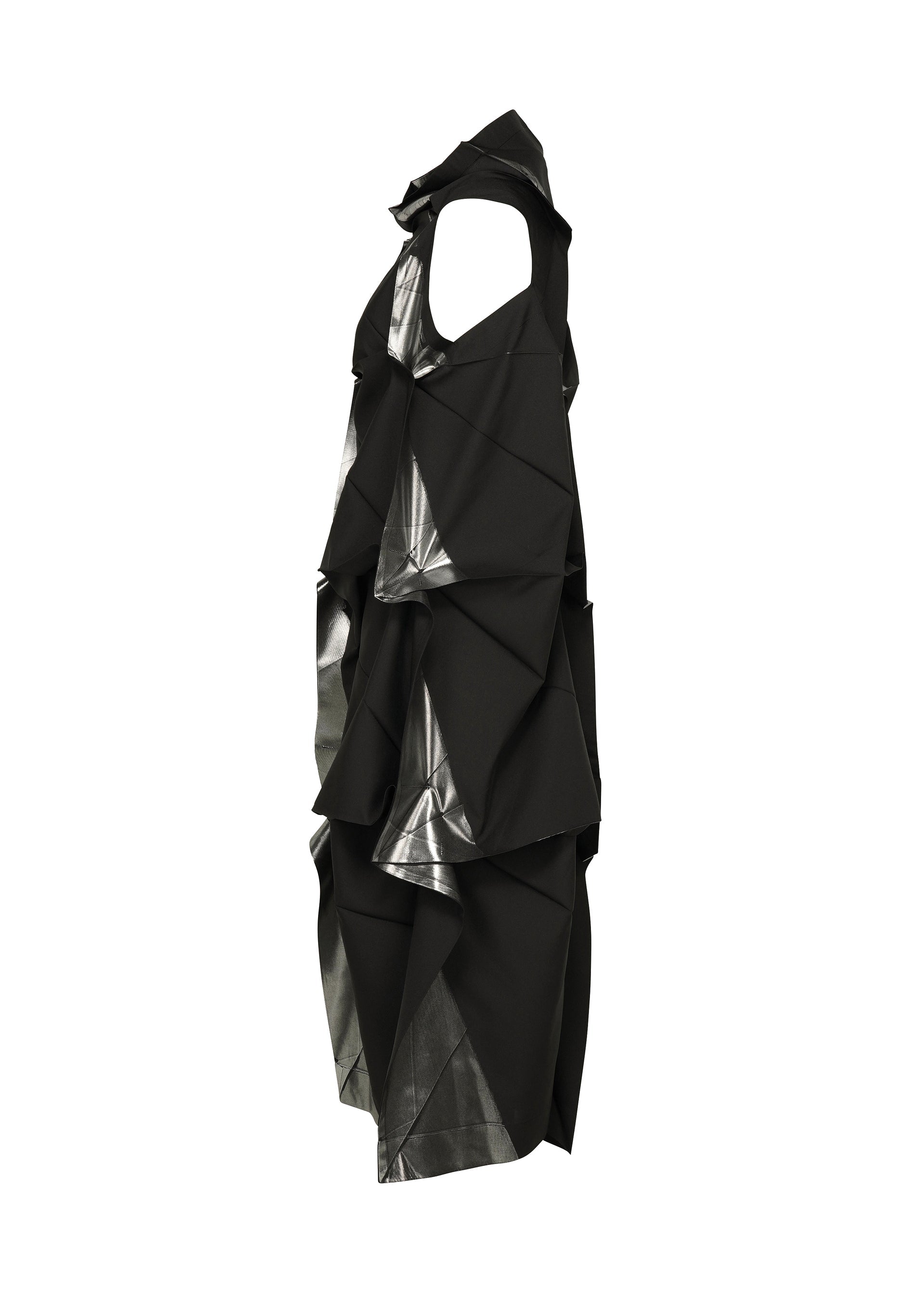 A detail shot of the 132 5. ISSEY MIYAKE No.1-1 dress.