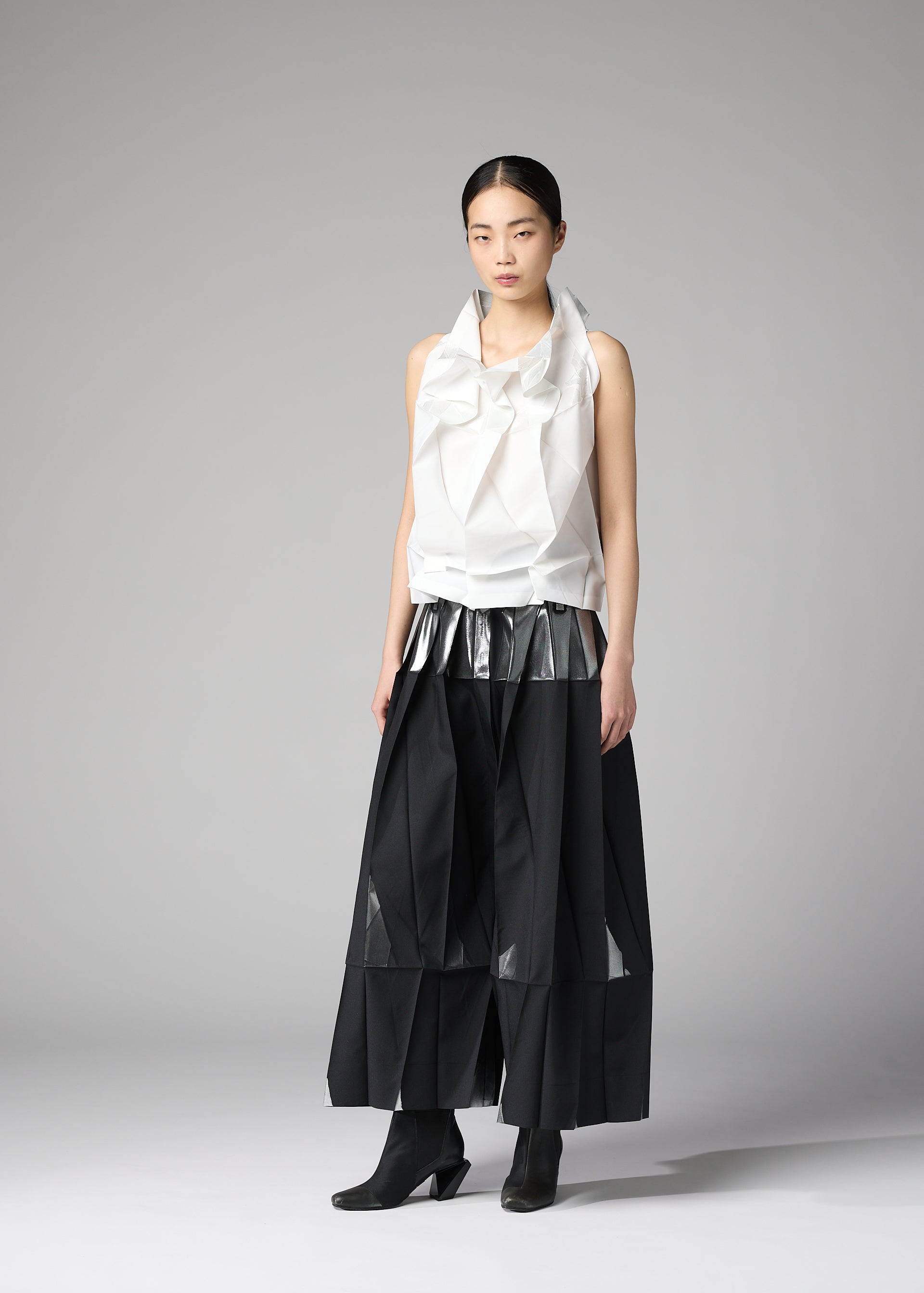 NO.10-1 Shirt White x Silver – ISSEY MIYAKE EU