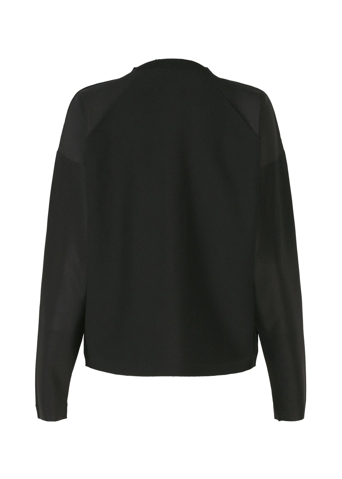 A detail shot of the 132 5. ISSEY MIYAKE F-KN blouse.