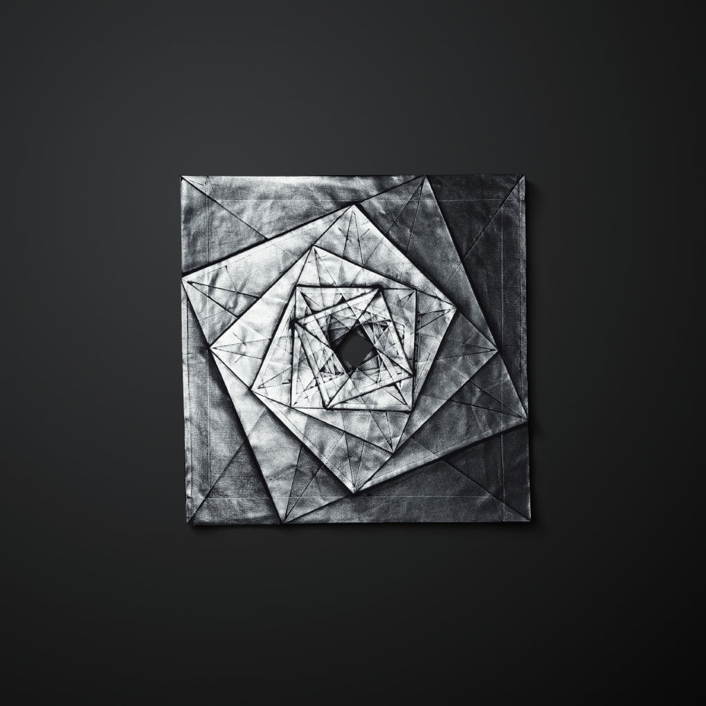 132 5. ISSEY MIYAKE VISUAL ARCHIVES – ISSEY MIYAKE EU