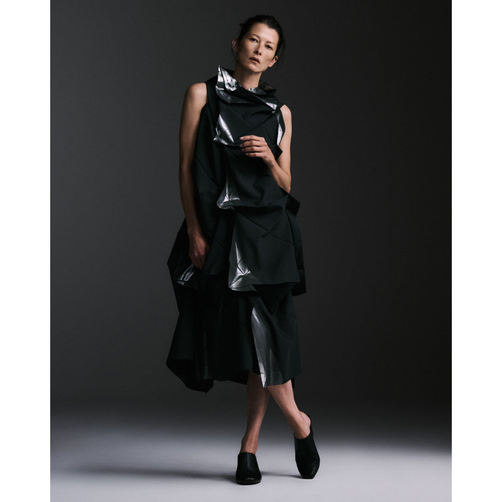 132 5. ISSEY MIYAKE VISUAL ARCHIVES – ISSEY MIYAKE EU
