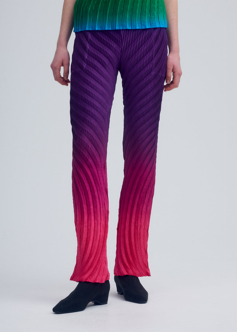 NUANCE PLEATS Trousers Afternoon